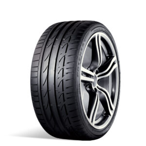 Neumático Bridgestone POTENZA S001 245/50R18 100 W